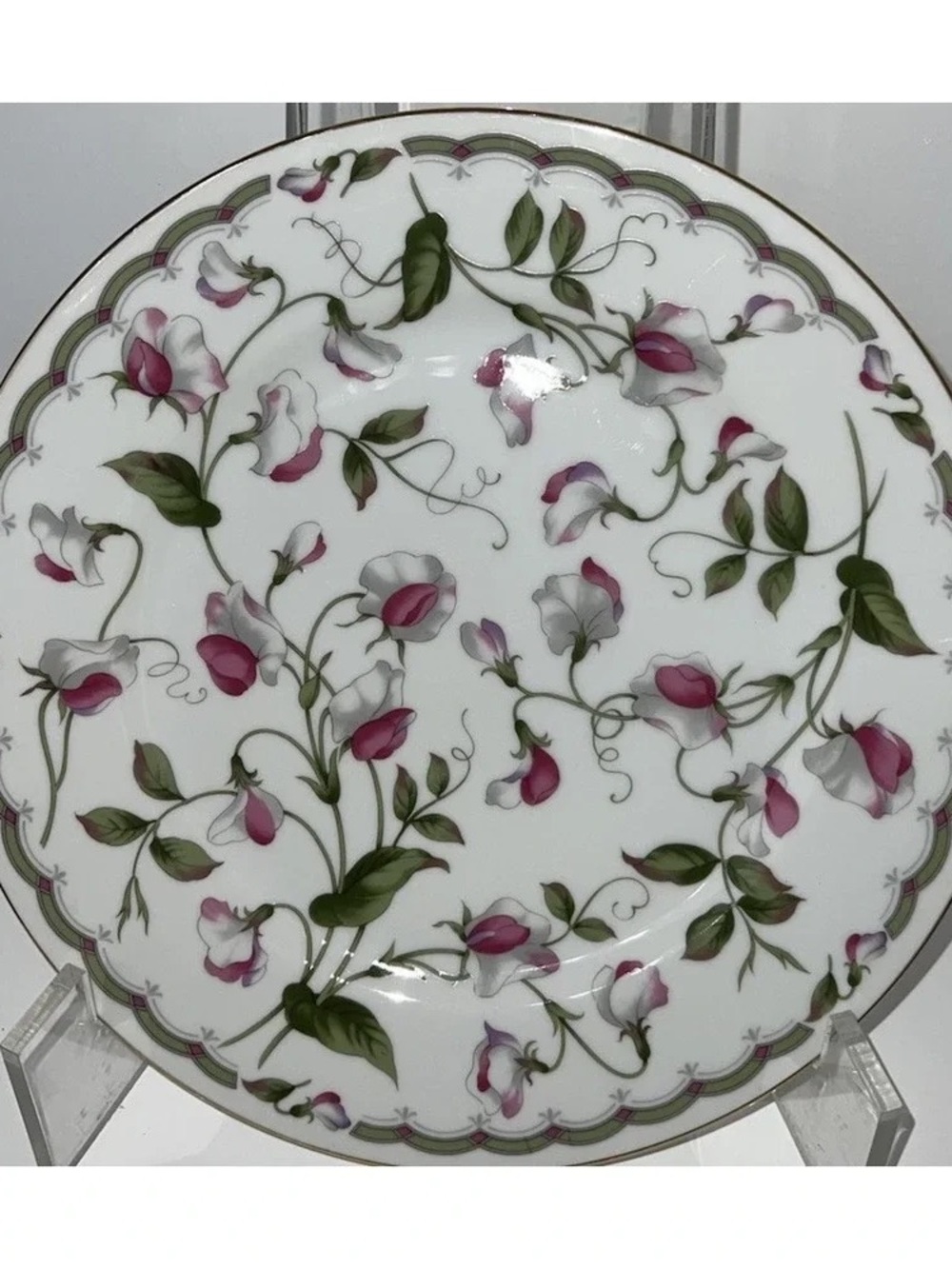 Floral Porcelain Plate - Pink & Green Vine Design